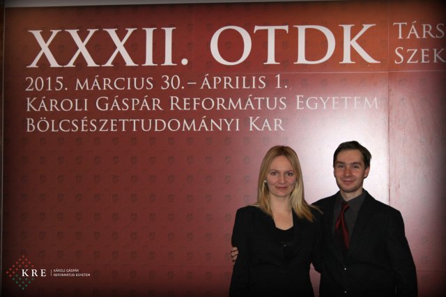 OTDK fal előtt készült képek